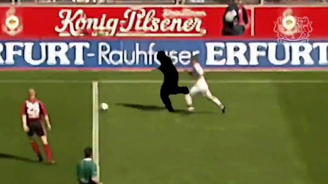 是谁呢，好难猜啊