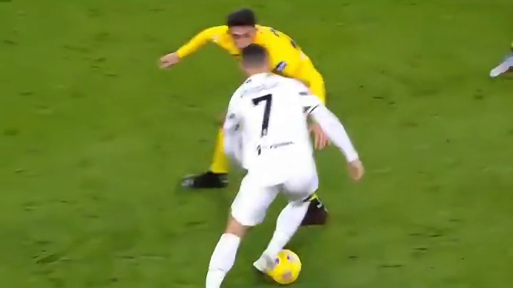 7年前的今天，C罗以1.12亿破纪录