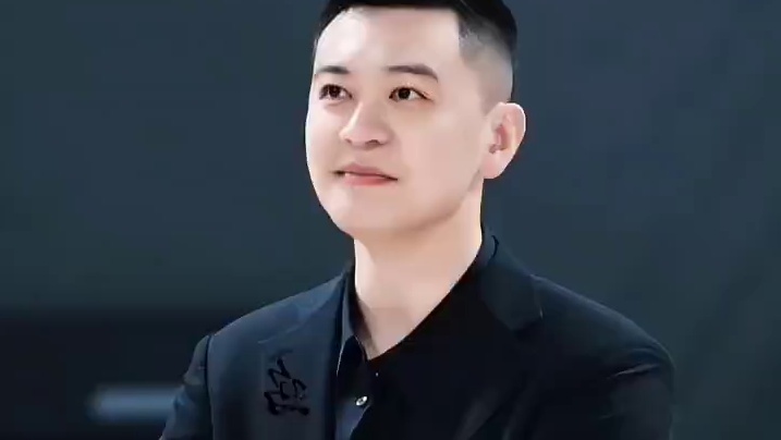 球队新老交替，杨鸣能否掌握局势