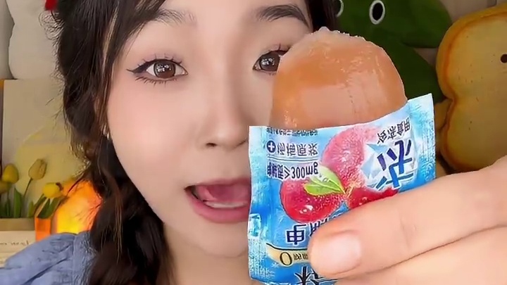 夏天吃冰沙好过瘾哇！直接放冰箱里！#这也太好吃了 #电解质冰沙 #溜溜梅冰沙 #零食推荐
