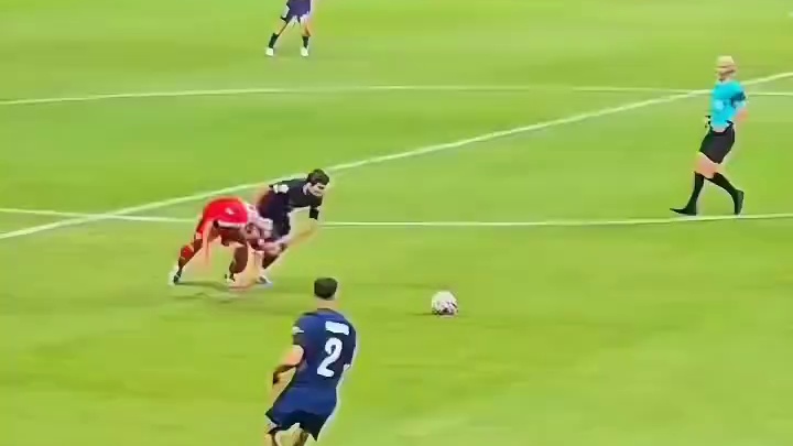 巴黎就像打了鸡血！