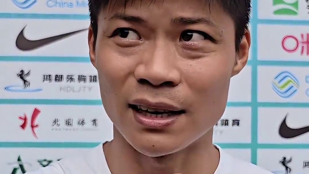 苏炳添临时决定参与#全国田径大奖赛 榆林站的比赛，10秒51完赛：“觉得训练状态不错，临时决定参赛，