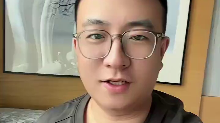 7月11日下午3点，火炬嘉年华正式开启～找到彩虹有彩蛋哦～#火炬之光无限 #火炬之光无限SS9新赛季