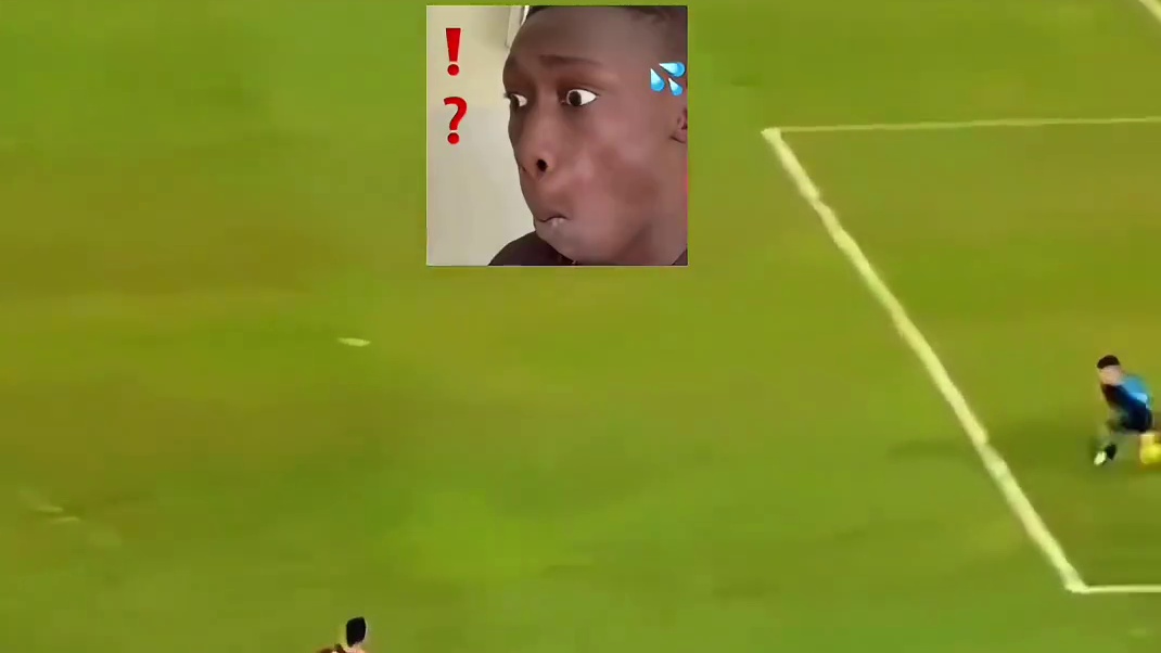 足球赛场那些不可思议的弧线球破门！真的太美如画了