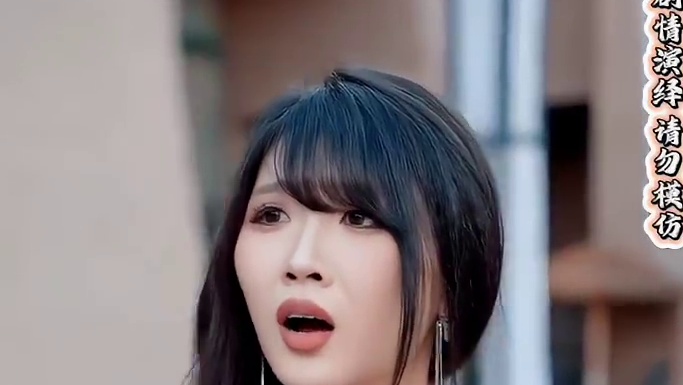 #女主从剧本中跑出来了  #百亿剧好看计划 #好剧推荐 #一个片段看完一整部剧