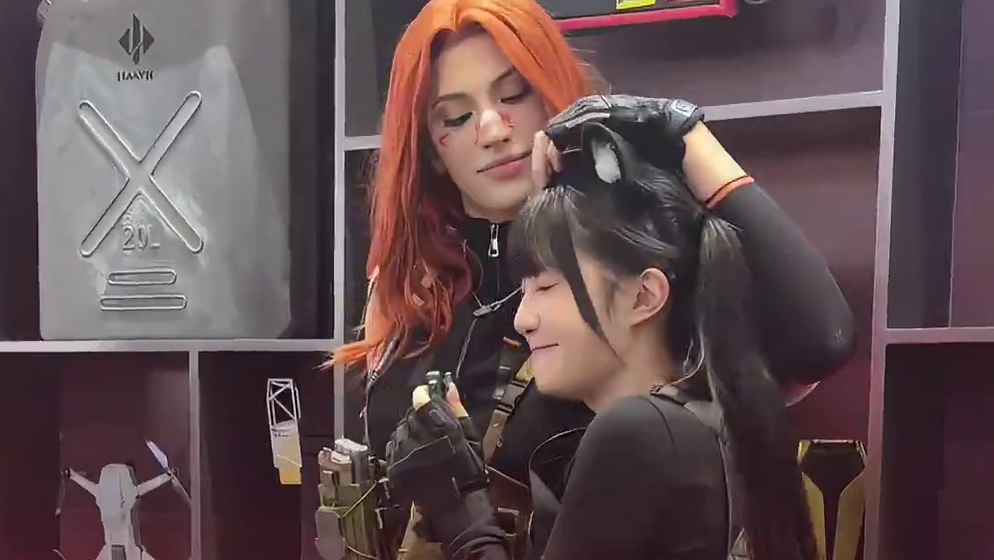 她 好 香！！#卡琳娜cos三角洲干员疾风#三角洲行动#三角洲行动漫展