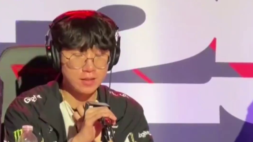 【GEN赛后群访】Chovy：本次MSI我们赢下了T1，我们还会在世界赛报仇的。Ruler：我和Ch