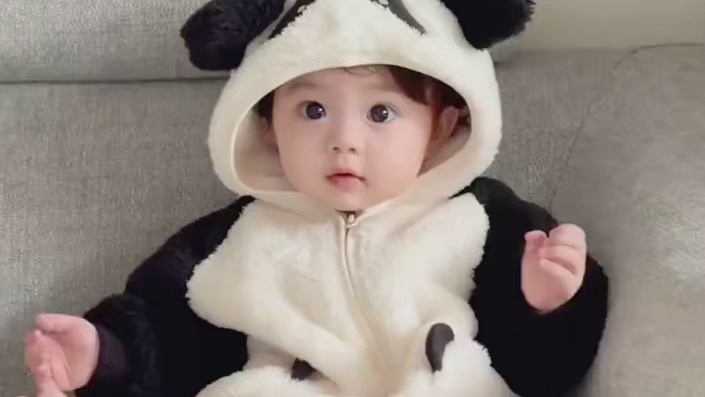 现在人类已经升级到分配发色了