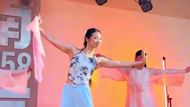 快乐在心里蹦跶一天 #戴萍编舞 #关大洲 #桃夭