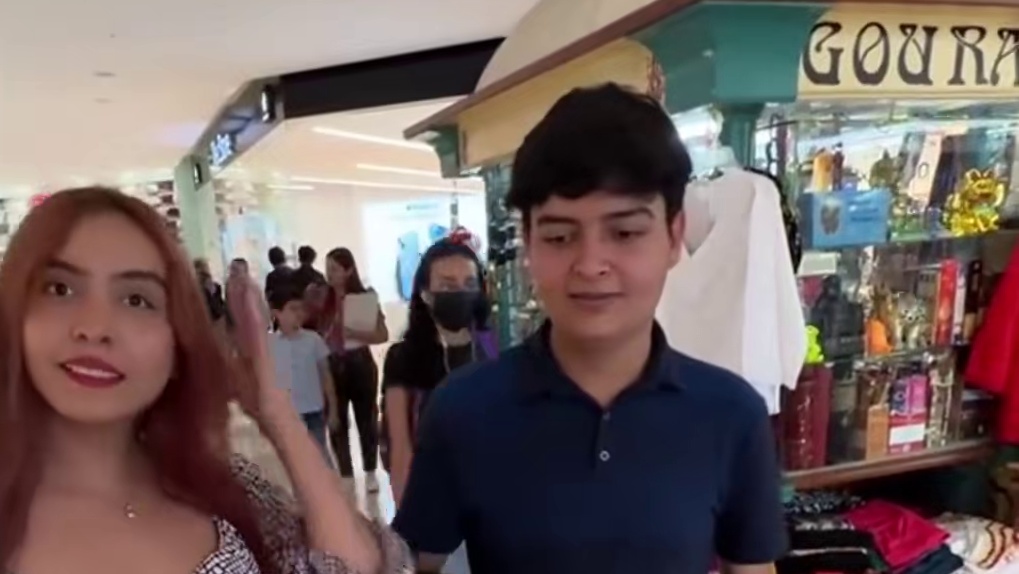 5分钟吞一打甜甜圈？街头挑战大翻车！ 5分钟吞一打甜甜圈？街头挑战大翻车！#街头挑战 #老外真会玩 