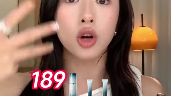 听我的在别家买的花西子小黛伞能退赶紧退了！我这60多一瓶！ #好物分享 #防晒霜 #防水防汗不脱妆 