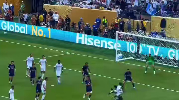 吕迪格！我的主队要你好看