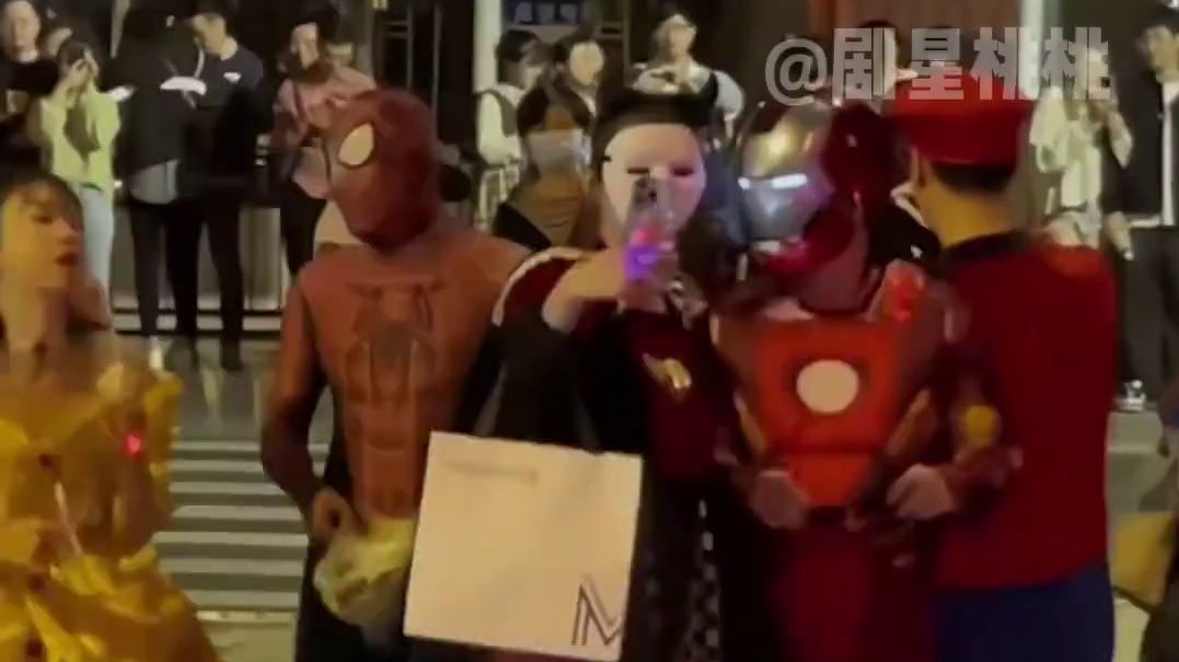 也给我一次偶遇明星的机会吧！#胡一天  #林一  #薛之谦