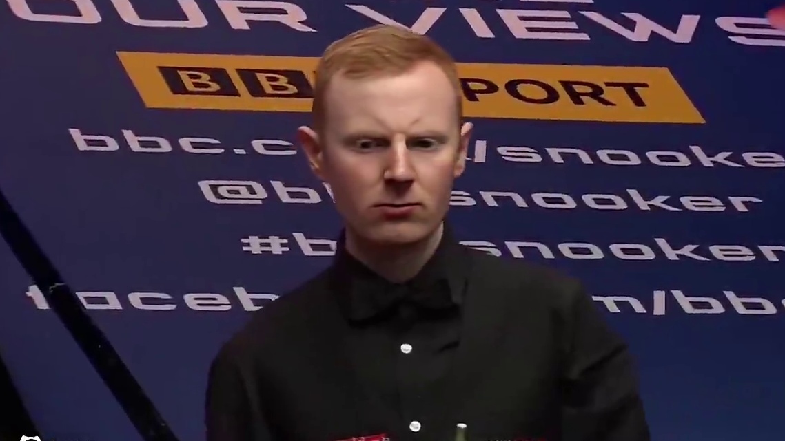 丁俊晖最开心的一局，一球不进躺赚32分，对手险些气死裁判 #斯诺克 #台球 #体育 #丁俊晖