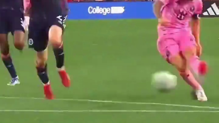 太强了！38岁梅西连场破门梅开二度