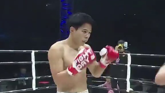 老招连使？还灵吗！#椒王风云 #自由搏击 #格斗