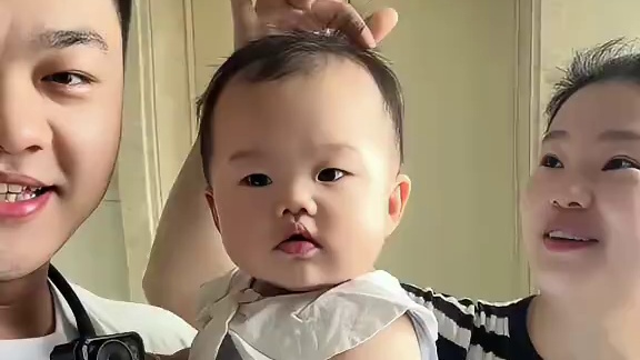 记录99年小夫妻在长沙的自装vlog，最近一直都在忙着房子的装修，陪孩子的时间少了很多，工作日早出晚