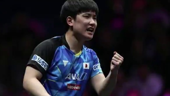 被王楚钦打哭，采访曝光
谁注意张本智和对王楚钦
称呼改变
#王楚钦  #王楚钦