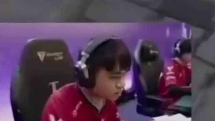 枪男教练 原地开转 #csgo #cs2 #tyloo #大主播冬瓜强