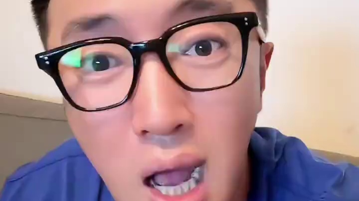 李同学事件 #大连工业大学 #内容过于真实 借此事件送给我的女儿，也送给所有女生