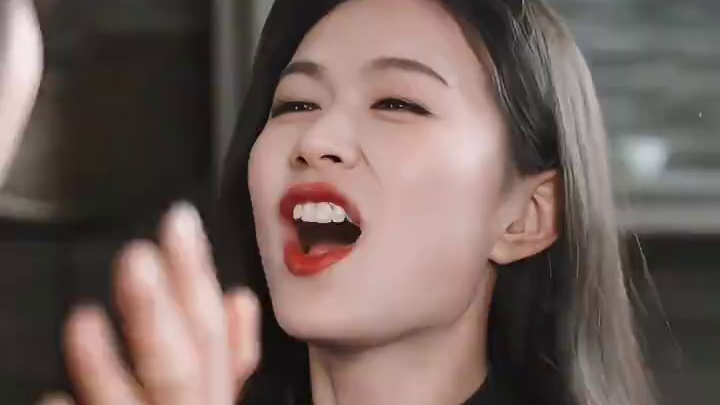 当宠妻成骗局：她死了，他活成了疯子 #爱之蜃楼 #因为一个片段看了整部剧     #好剧