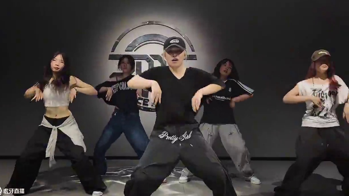 我最真的心 就是我的野心
aespa你的兵来了♟️
#aespa#舞蹈课堂实录