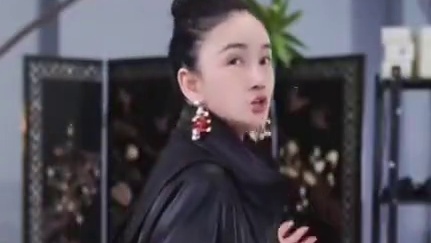 #夏日通勤休闲穿搭 AP洛哥【黑标系列】日本进口三醋酸白底黑蕾丝半裙#超便宜超划算#高级感穿搭#谁穿