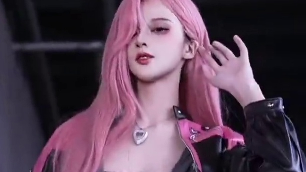 你就说她们是不是一模一样？#异人临时工 #异人之下百相测试 #异人之下游戏  #施梦露（i人版）