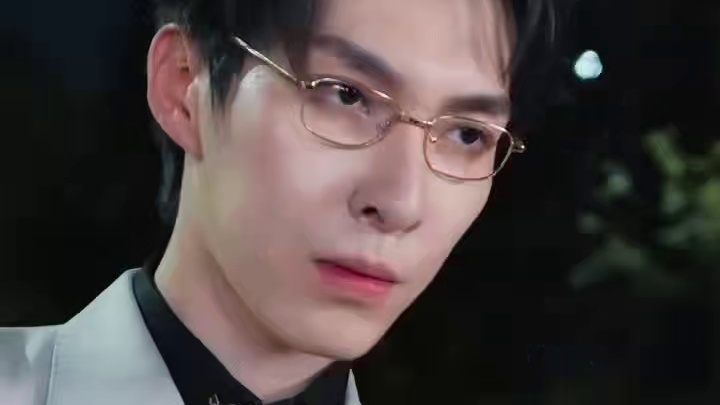 星光下的诺言短剧精彩后续
星光下的诺言
星光下的诺言网剧
星光下的诺言演员表
星光下的诺言男主是谁演