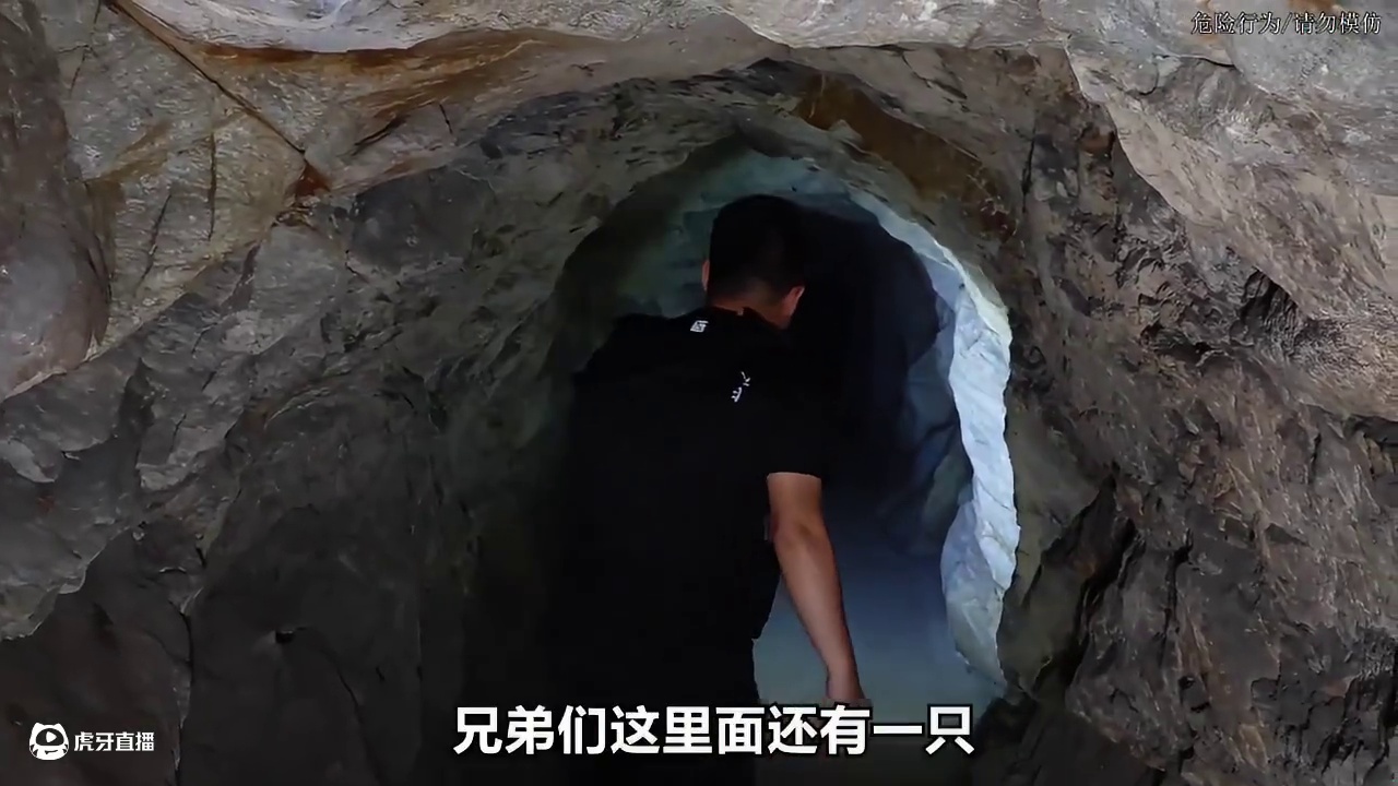 国内版废弃洞穴躲猫猫大赛，1W获胜奖金究竟会花落谁家！2