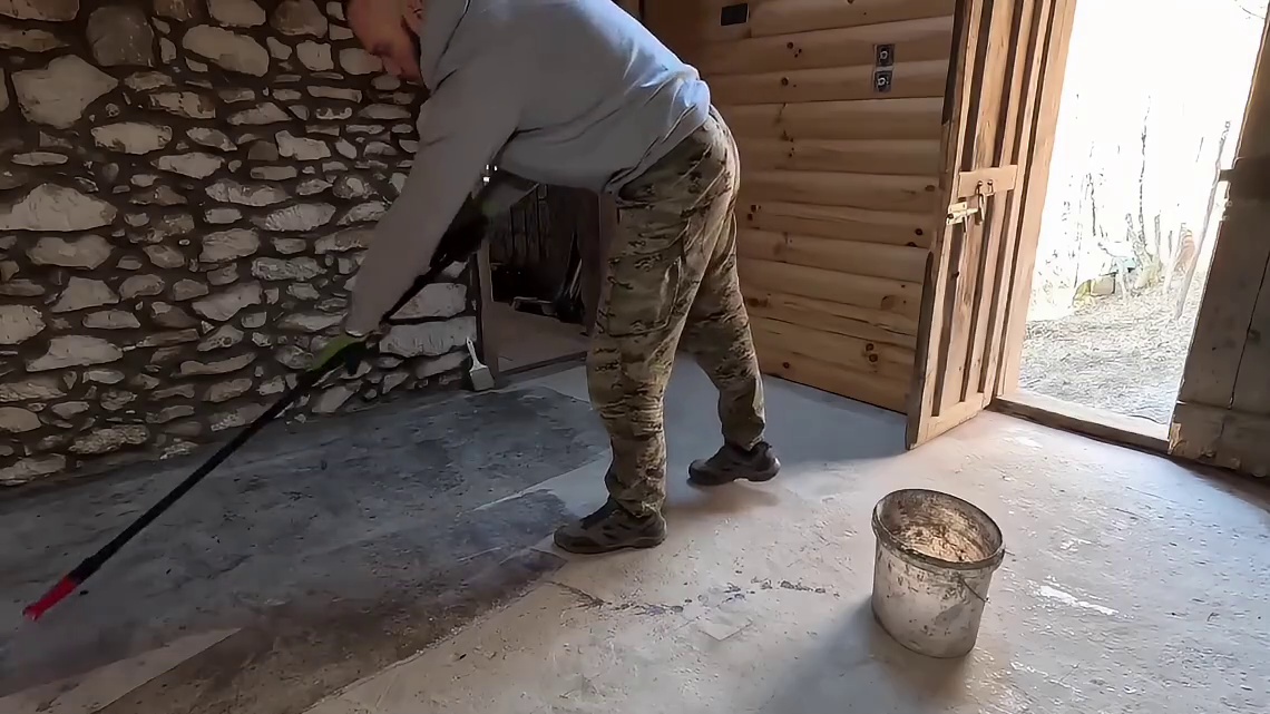 卢克小屋第4集：一个废弃的石屋，竟然被男人建造成豪华别墅