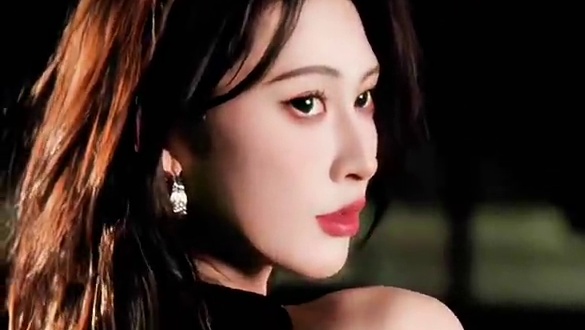 夜色难免黑凉 前行必有曙光#御姐风 #夏日穿搭