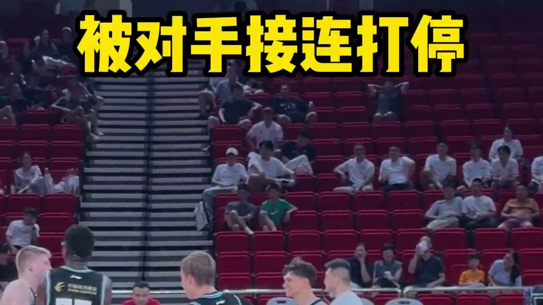 【明日之星-中国vs西班牙】遭遇选手直接黑化变身！ #u16男篮 #校园篮球 #张懿赵杰