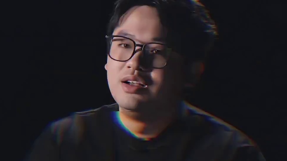 谢霆锋这拳头一伸，下意识反应就想碰拳了#一饭封神  #谢霆锋  #谢霆锋伸手不是碰拳是你还得练