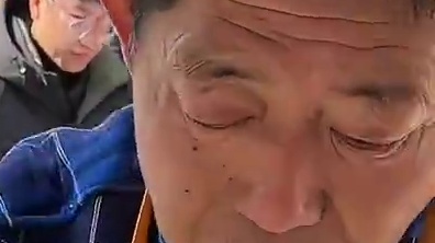 街头小吃“鸡排卷” 七元一份，料好多啊