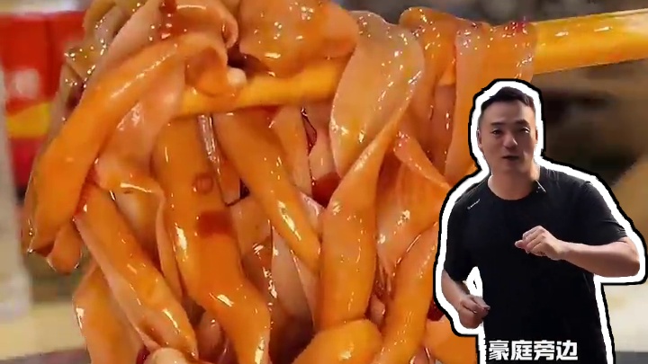 再也不用纠结了，49.9的单人自助不仅可以吃火锅还可以吃串串#火锅 #重庆火锅 #串串 #自助火锅 