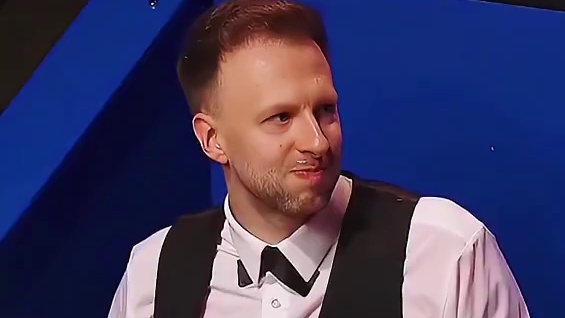 火箭夺冠后热泪盈眶，他与对手长达1分钟的拥抱，到底交流了些什么呢(3)