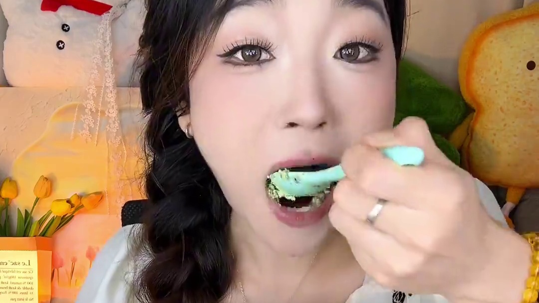 吃上了同款泰茶紫米！还有泡芙新品！#我又来分享美食了 #千层蛋糕 #甜品控 #快来一起尝个鲜