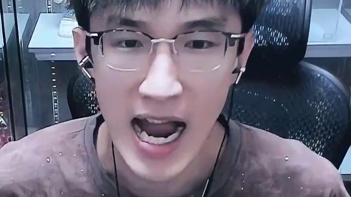 蔡哥当上人生导师了？ 