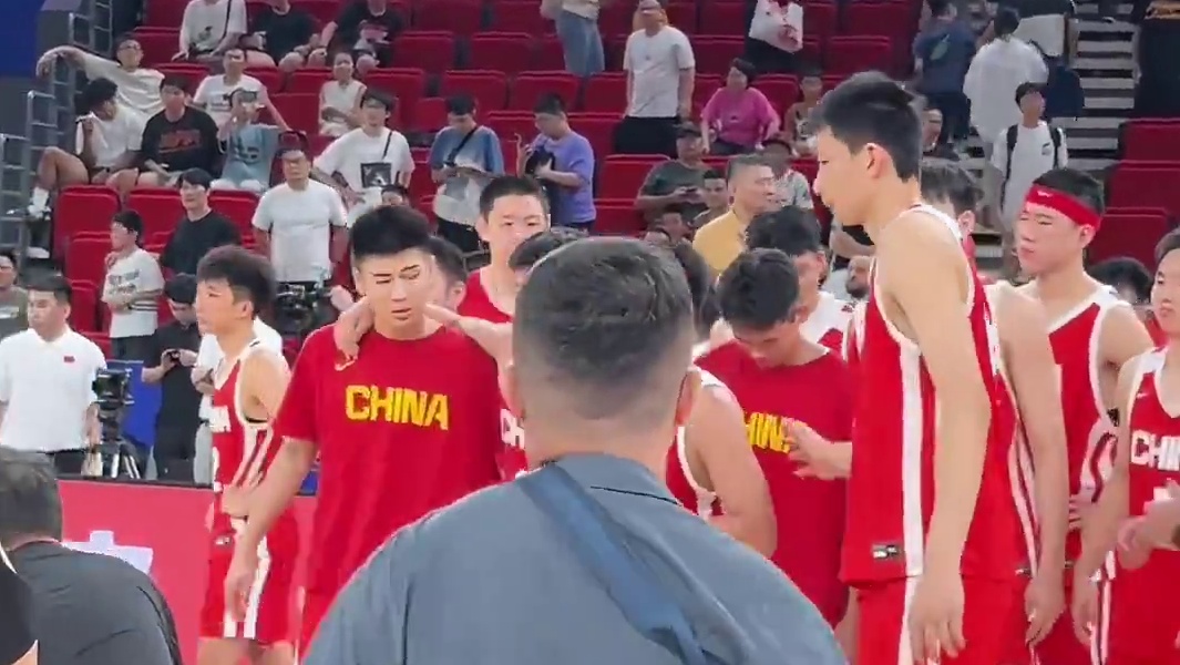 《失败是成长必经之路》 #遗憾 #u16男篮 #篮球励志 #2025上海明日之星篮球争冠赛 #小黄象