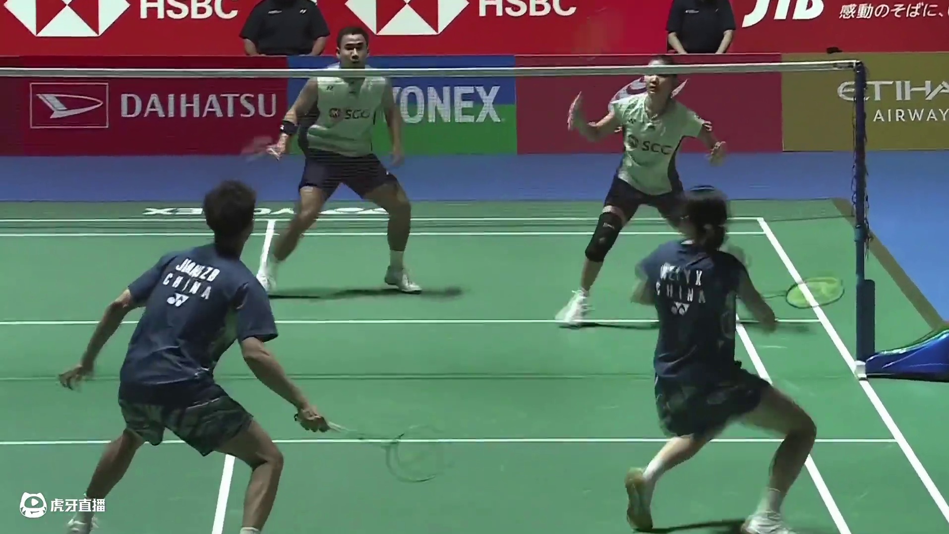 德叔加强反击力度重杀对着魏雅欣打，最后还是被蒋振邦反杀