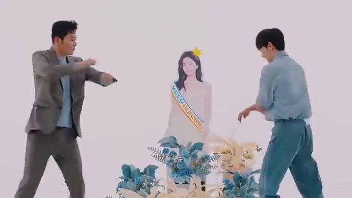 这是什么“二李绕鹿”名场面啊