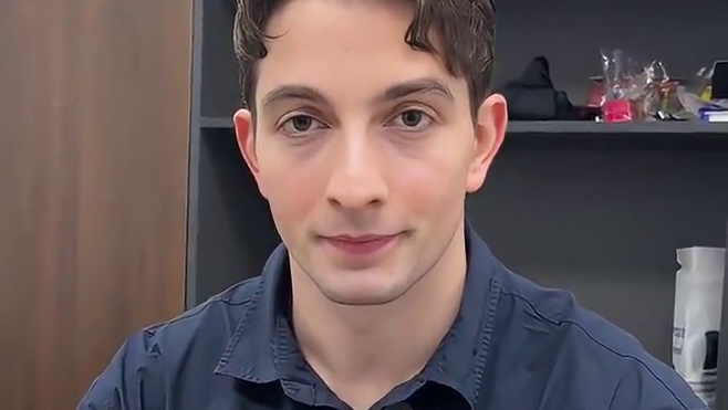 小老外勇闯南北食疗修罗场 三伏天养生高端局，快晒出你们的入伏美食 #南北入伏食疗争霸赛 #玩个很新的