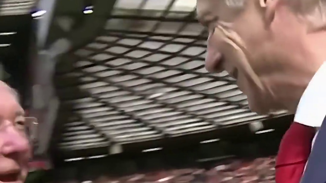 曼联启用终极绝招！