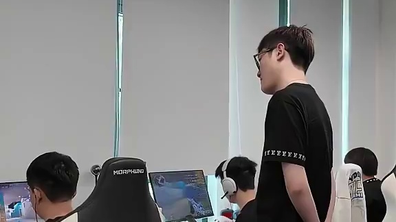 努力练枪 认真训练，25号胜者组比赛加油！#CFPLS26#2025CFPL#白鲨ayom