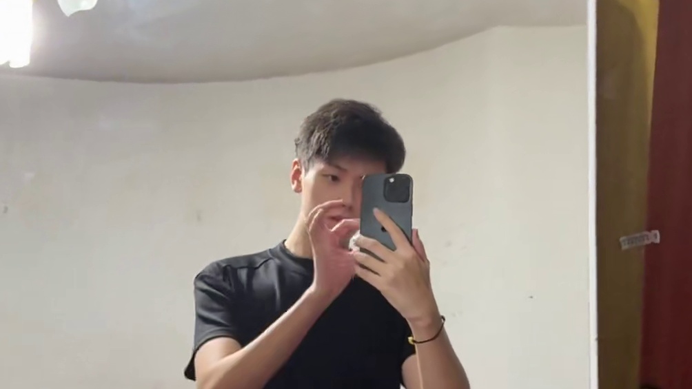 突然感觉自己很像一个动漫角色叫什么悟来着#变装 #猎奇 #重口 #白虎