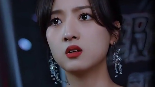 一首海阔天空重返娱乐圈  #海阔天空 #因为一个片段看完一整部剧 #短剧 