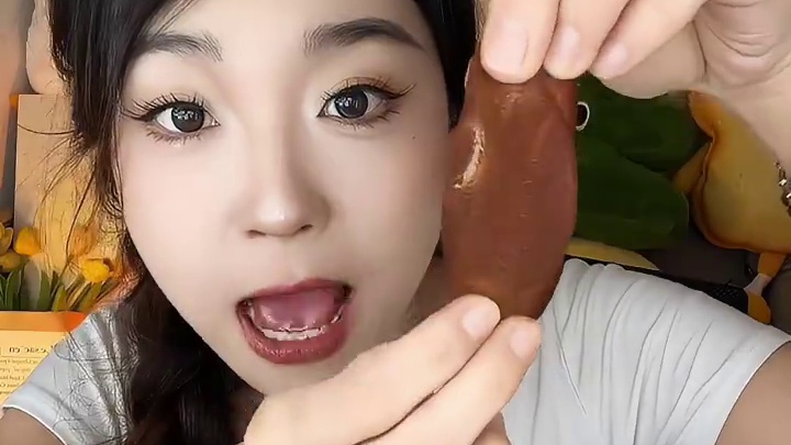 吃腻了原味生巧大福的可以尝试下草莓！就糯叽叽版本的草莓牛奶～酸甜的 好好吃哇#这个真的太好吃了 #上