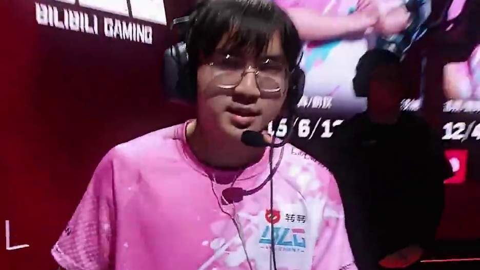 nephh精准定位
以一敌二极限翻盘
#TEC对阵BLG  #2025VCTCN第二赛段