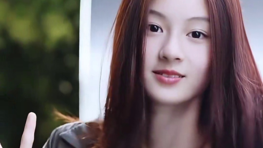 为何于正突然放弃签约素人女孩“七七”？剧情急转直下的背后，彻底踩中了于正选人雷区 #于正  #南阳七